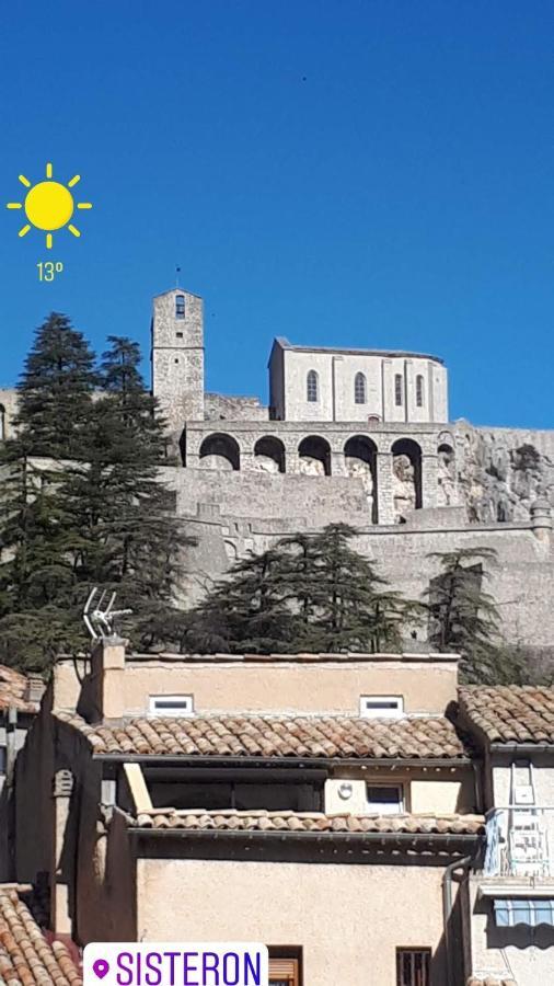 Les MIRABELLES chambres d'hôtes Sisteron Exterior foto